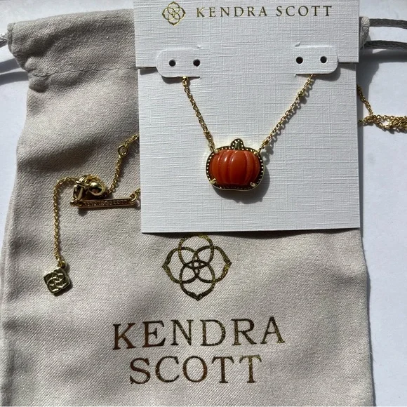 🎃✨Kendra Scott Pumpkin Gold Short Pendant Necklace New 🎃✨ - Picture 2 of 6